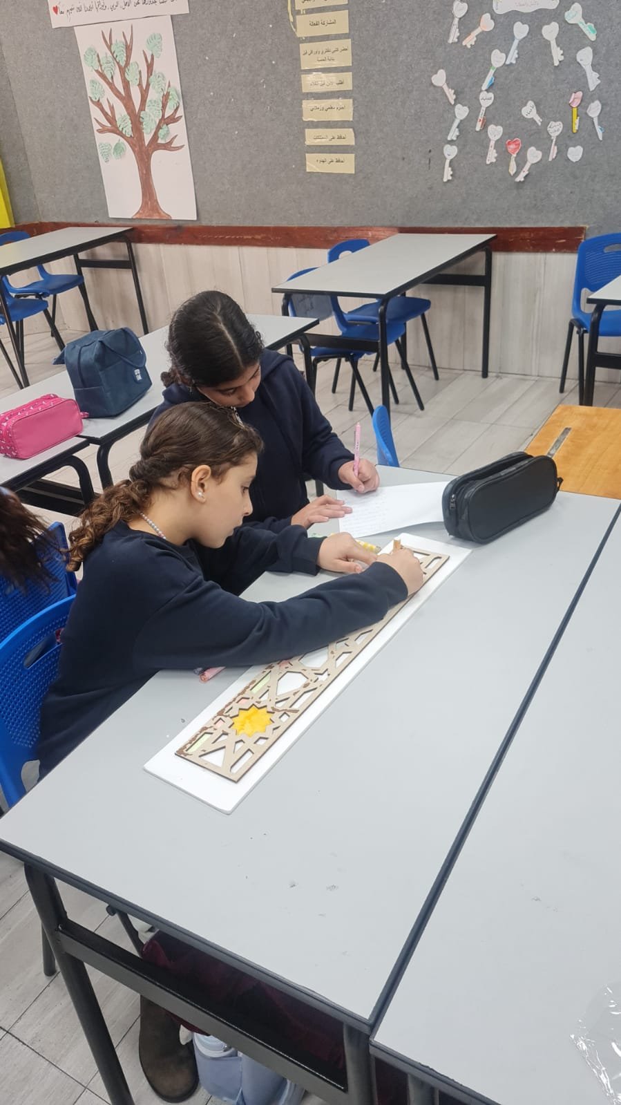 برنامج "تحدّيات" يواصل توفير البرامج والأطر التربوية في مدارس أم الفحم-16