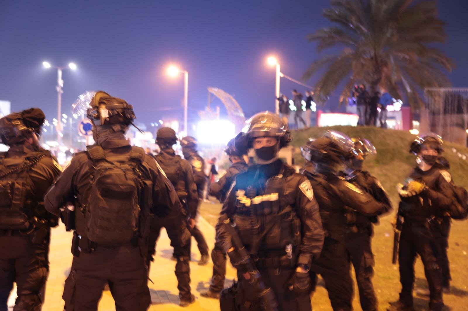 مباشر: اختتام مظاهرة طمرة القطرية ضد الجريمة وتقاعس الشرطة بحضور واسع-7