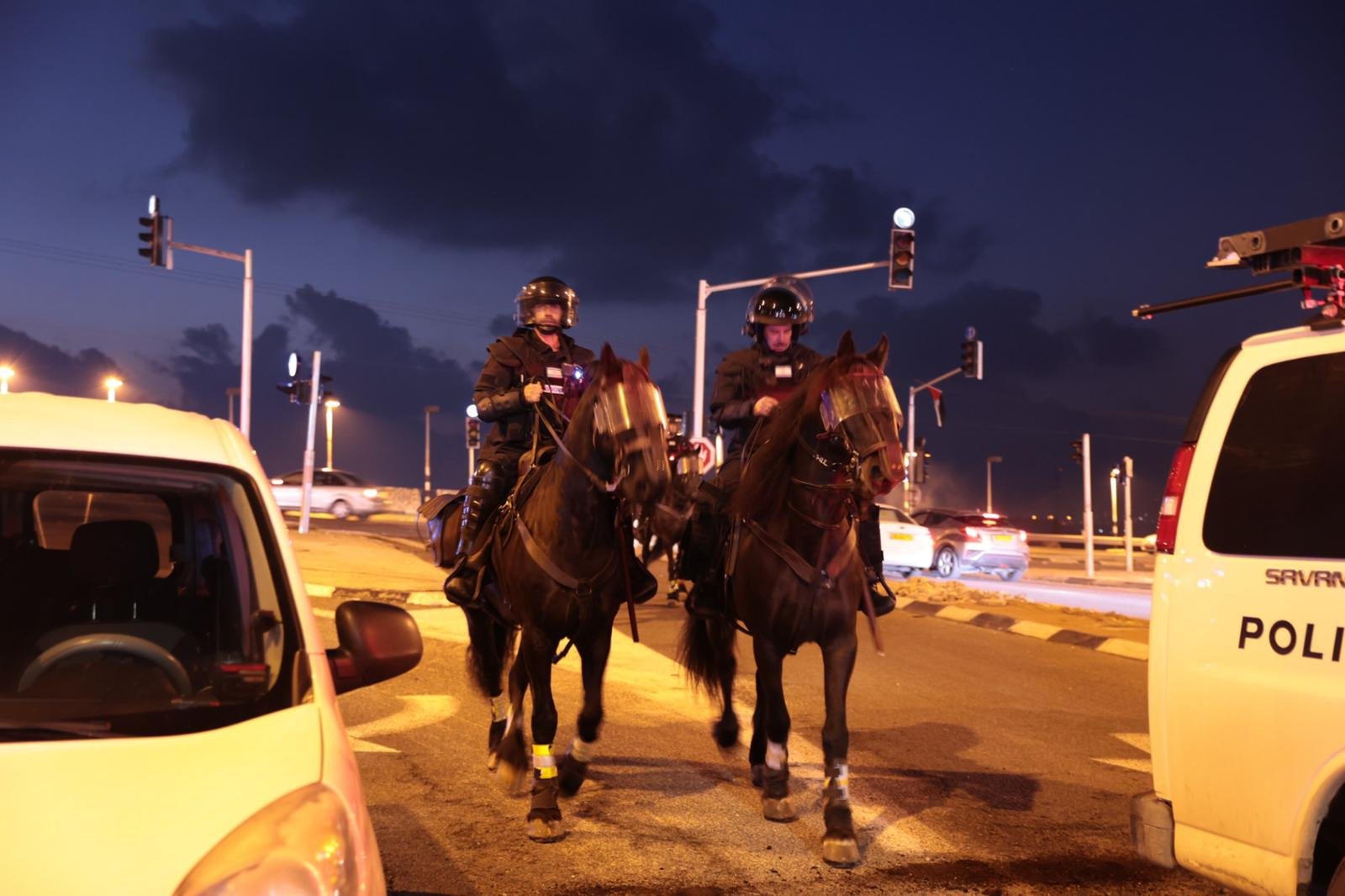 مباشر: اختتام مظاهرة طمرة القطرية ضد الجريمة وتقاعس الشرطة بحضور واسع-14