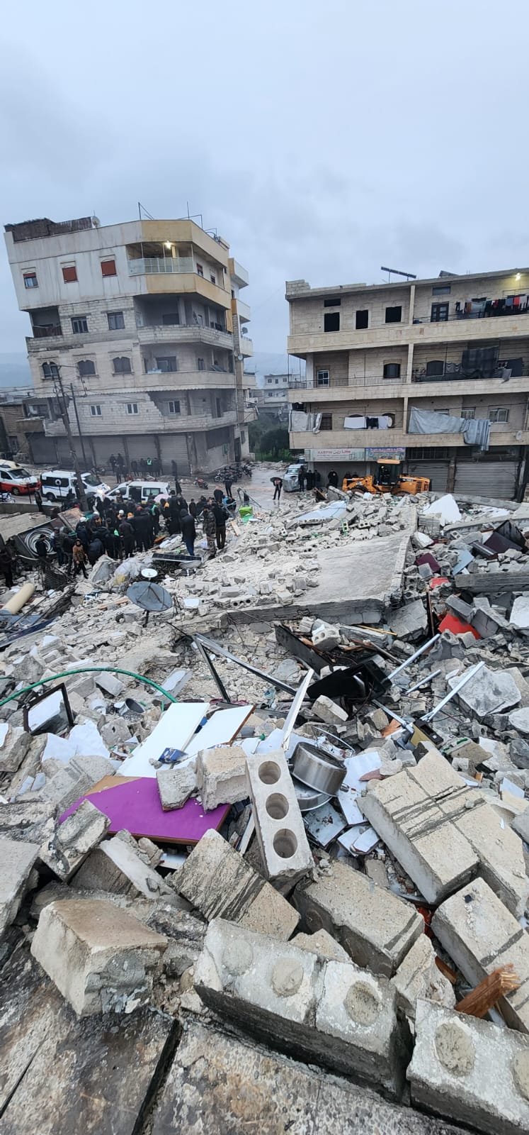أردوغان يتوجه إلى مقر إدارة الكوارث .. وعدد قتلى الزلزال يقترب إلى 300-4