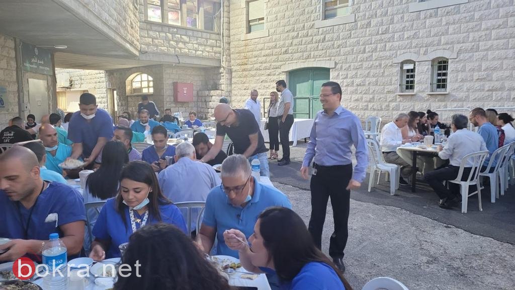 إفطار جماعي في مستشفى الناصرة-الإنجليزي-4