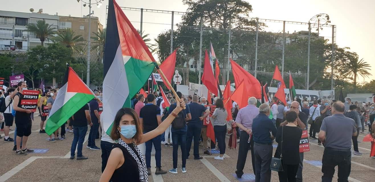 بمشاركة الآلاف، انطلاق التظاهرة في تل ابيب رفضًا للضم والاحتلال-19