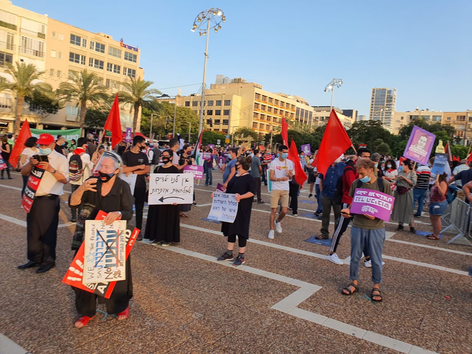 بمشاركة الآلاف، انطلاق التظاهرة في تل ابيب رفضًا للضم والاحتلال-25
