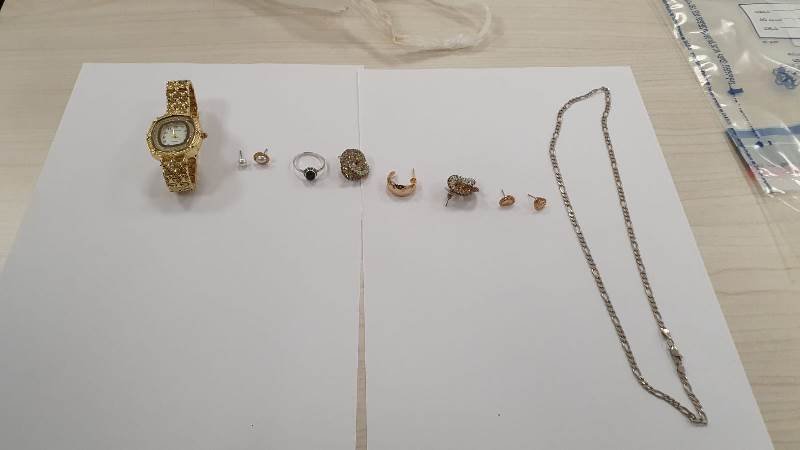 سرق مجوهرات بقيمة آلاف الشواكل..اعتقال مشتبه من شفاعمرو-3