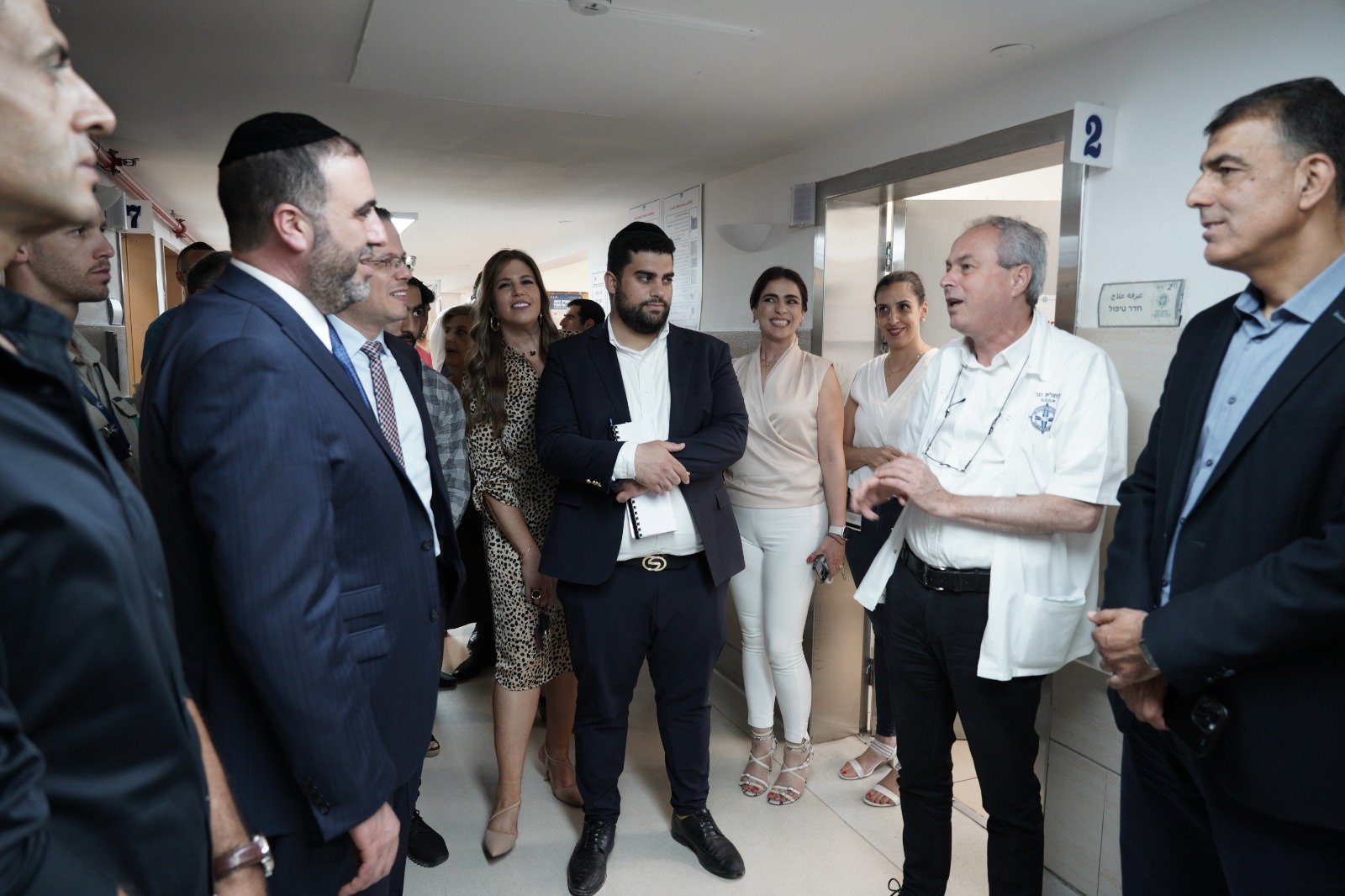 حفل قص الشريط لقسم الصحة النفسية المجدد والموسع في مستشفى الناصرة بحضور وزير الصحة-4