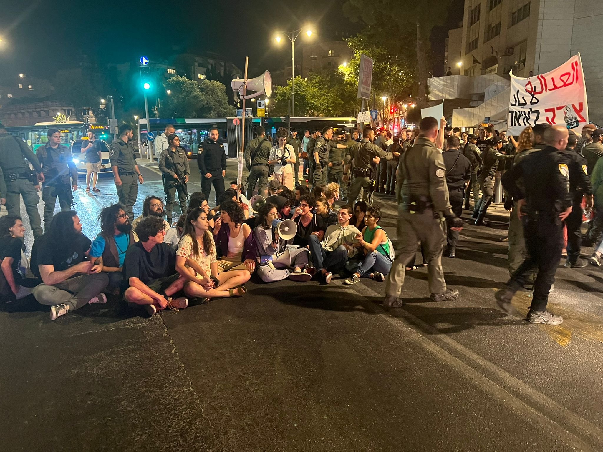 القدس: تظاهرة مطالبة بالعدالة للشهيد اياد الحلاق-2