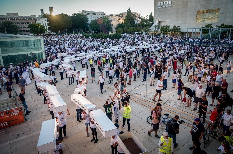 بمشاركة جماهيرية واسعة: تل ابيب تشهد "مسيرة الأموات" الحاشدة ضد العنف والجريمة-4