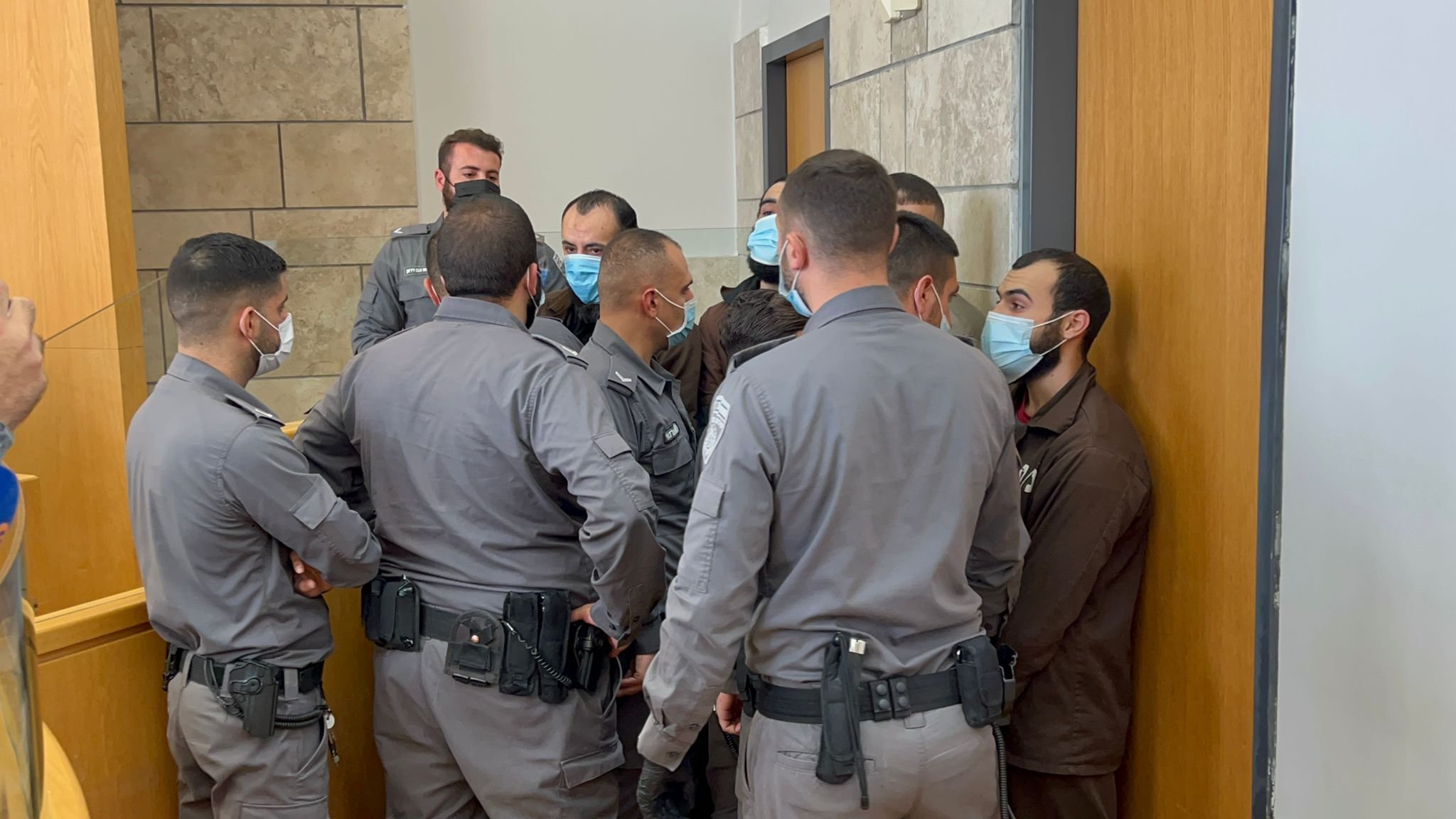 محكمة الناصرة: جلسة محاكمة أسرى "نفق الحرية" تشهد توترًا واعتداءات-7