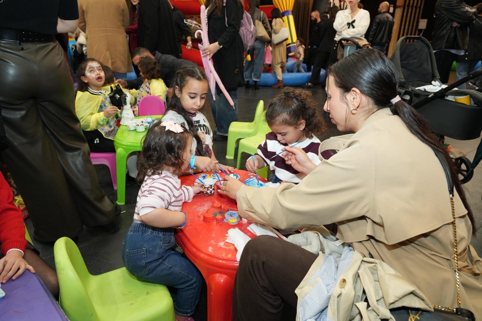 انطلاق اليوم الثالث لأكبر وأضخم فعاليات كرسمس ماركت في قاعات New Grand Palace- نوف هجليل-22