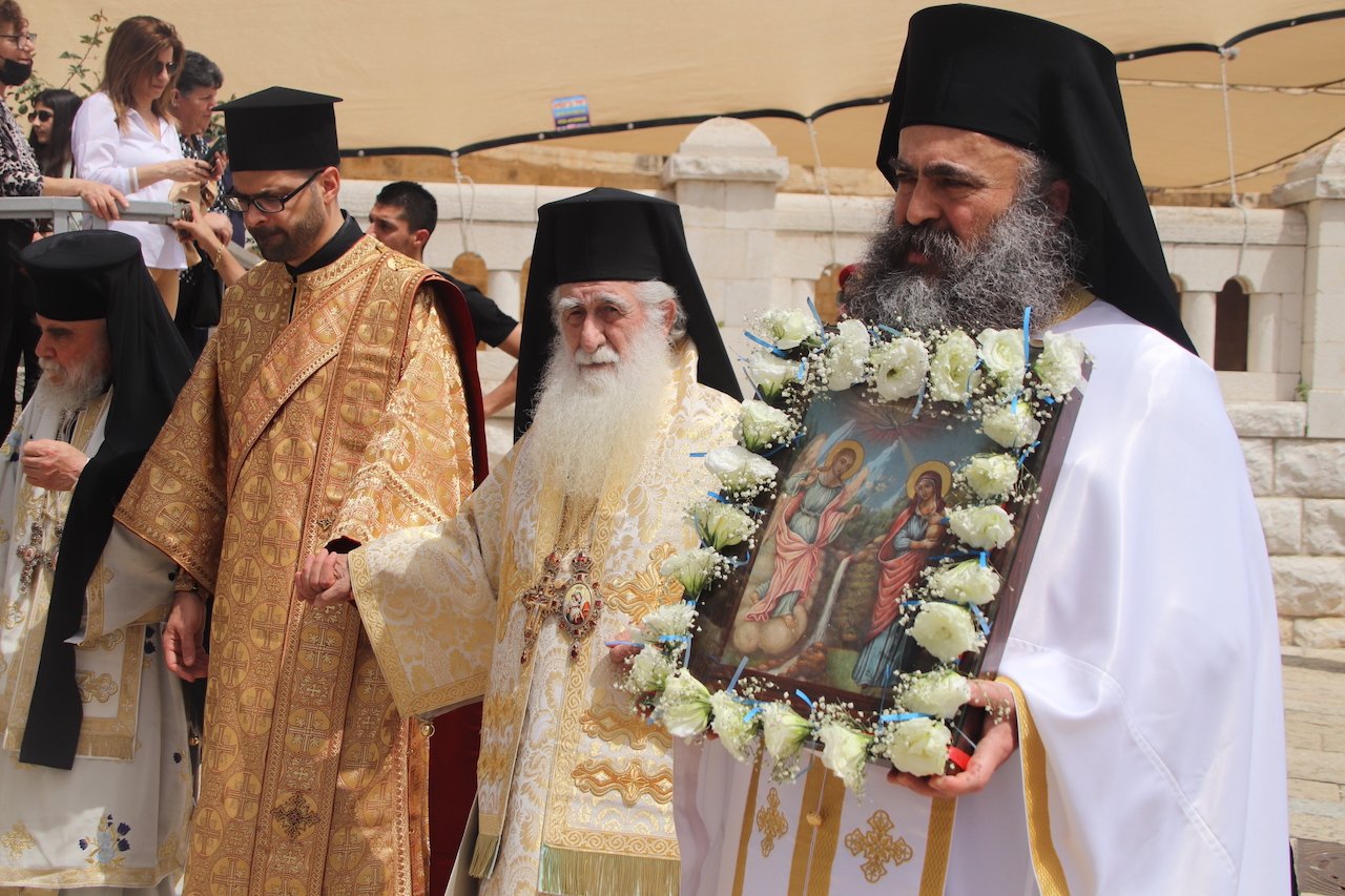 الناصرة تحتفل بعيد البشارة بمشاركة المطران ثيوفيلوس ومئات المحتفلين-25