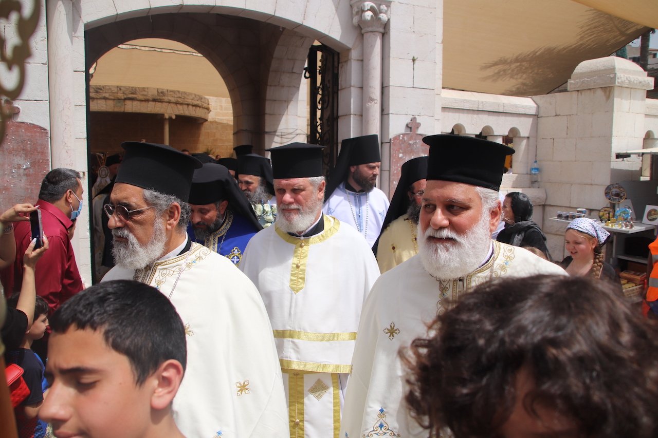 الناصرة تحتفل بعيد البشارة بمشاركة المطران ثيوفيلوس ومئات المحتفلين-35