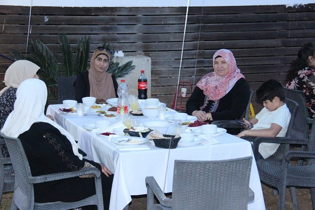 عرعرة: تنظيم إفطار جماعي للصم بالمجتمع العربي‎-2
