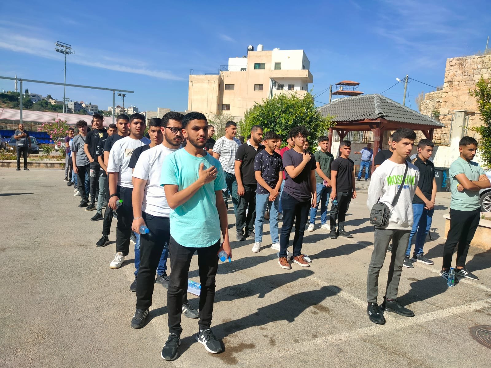أكثر من 87 ألف طالب وطالبة يتوجهون لامتحانات الثانوية العامة في الضفة وغزة والقدس-9