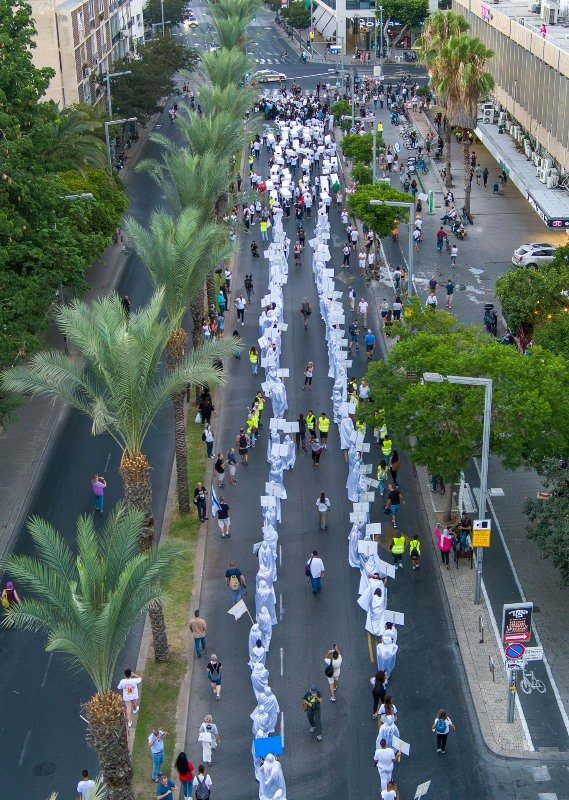 أصداء مسيرة الأموات ما زالت تتوالى واهتمام اعلامي عالمي| احتجاج غير مسبوق للمجتمع العربي-34
