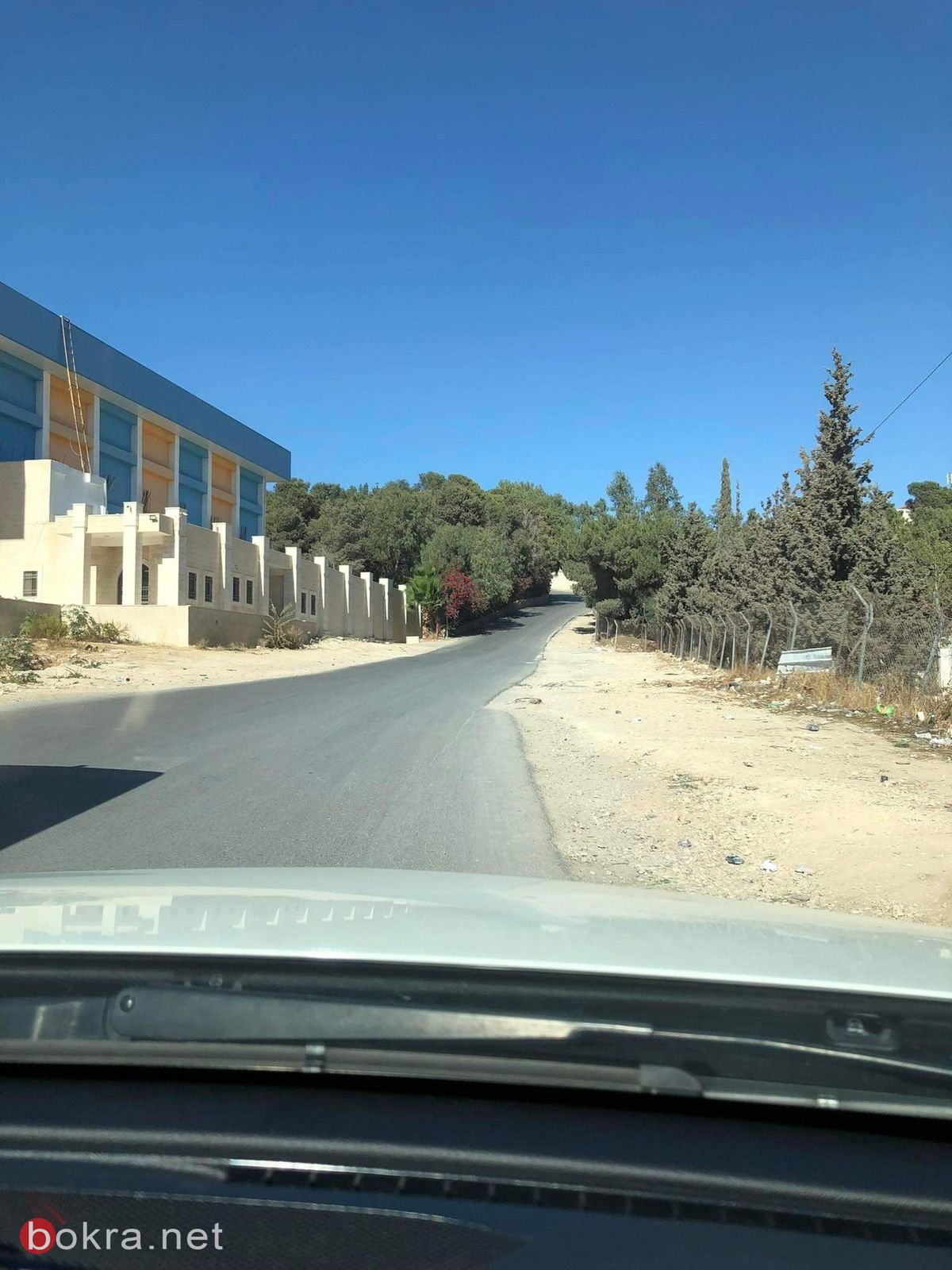 بالصور: جامعة القدس ابو ديس خاوية على عروشها-9