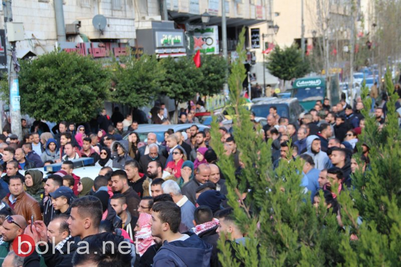 مسيرة حاشدة ومواجهات وسط رام الله وبيت لحم مع الاحتلال احتجاجا على قرار ترامب -10