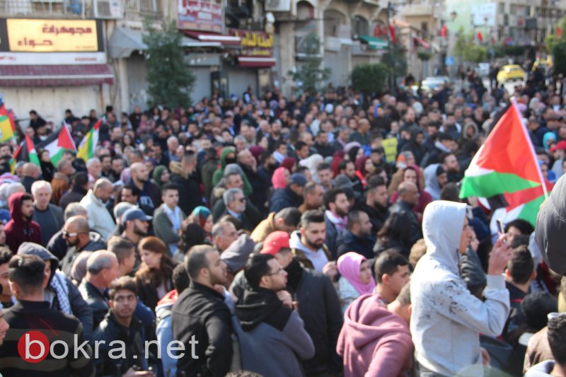 مسيرة حاشدة ومواجهات وسط رام الله وبيت لحم مع الاحتلال احتجاجا على قرار ترامب -20