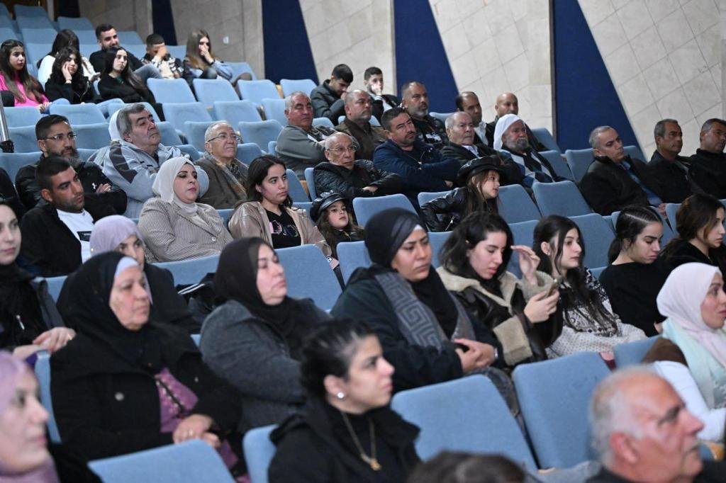 الناصرة: حفل اشهار لكتاب "طريقي" للكاتب مهند ابو راس في قاعة سينمانا-16