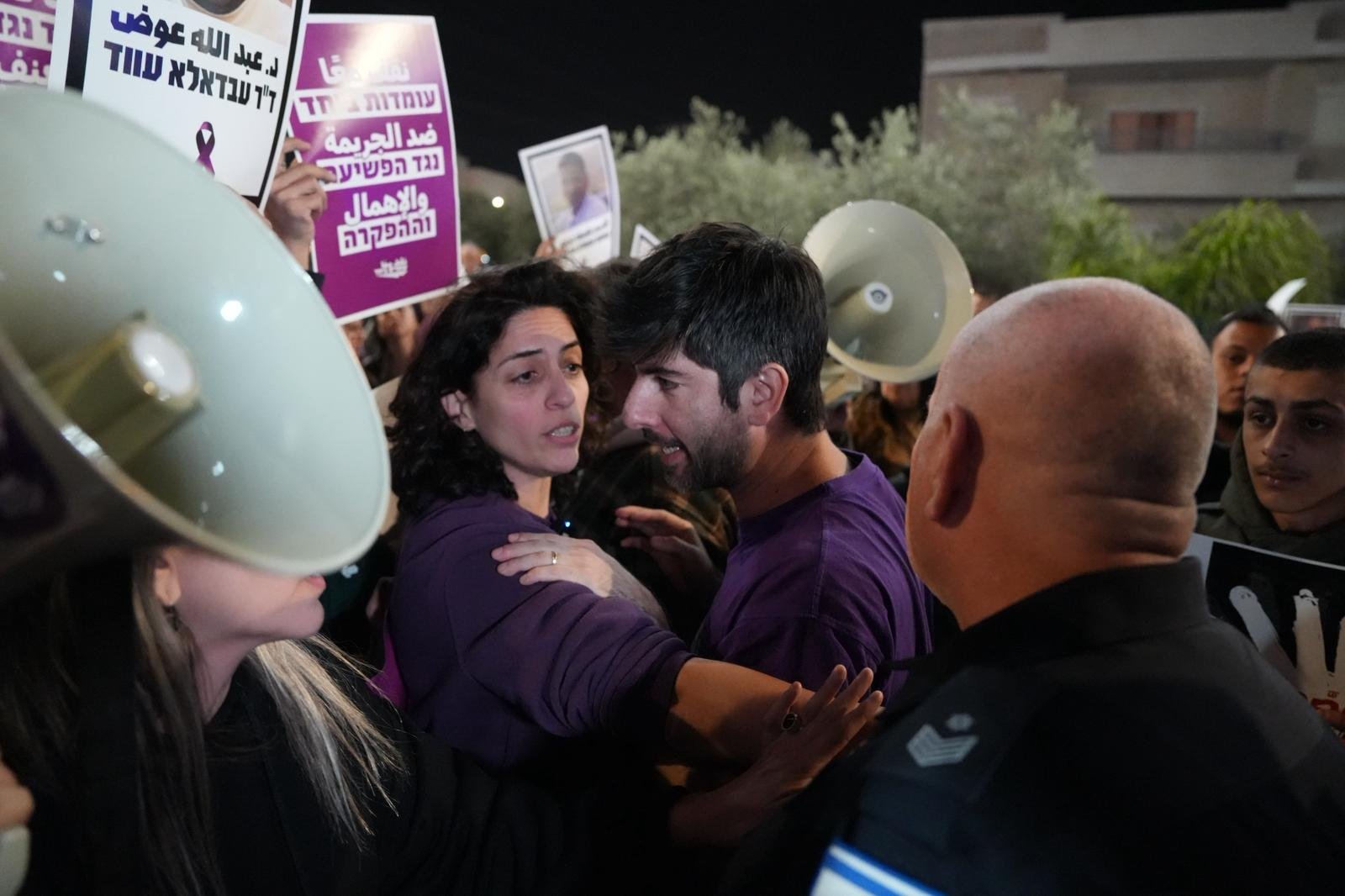 مظاهرة طوارئ في طرعان بمشاركة مئات العرب واليهود| نقف معًا: لن نتوقف حتى تتحمل الدولة مسؤوليتها-5