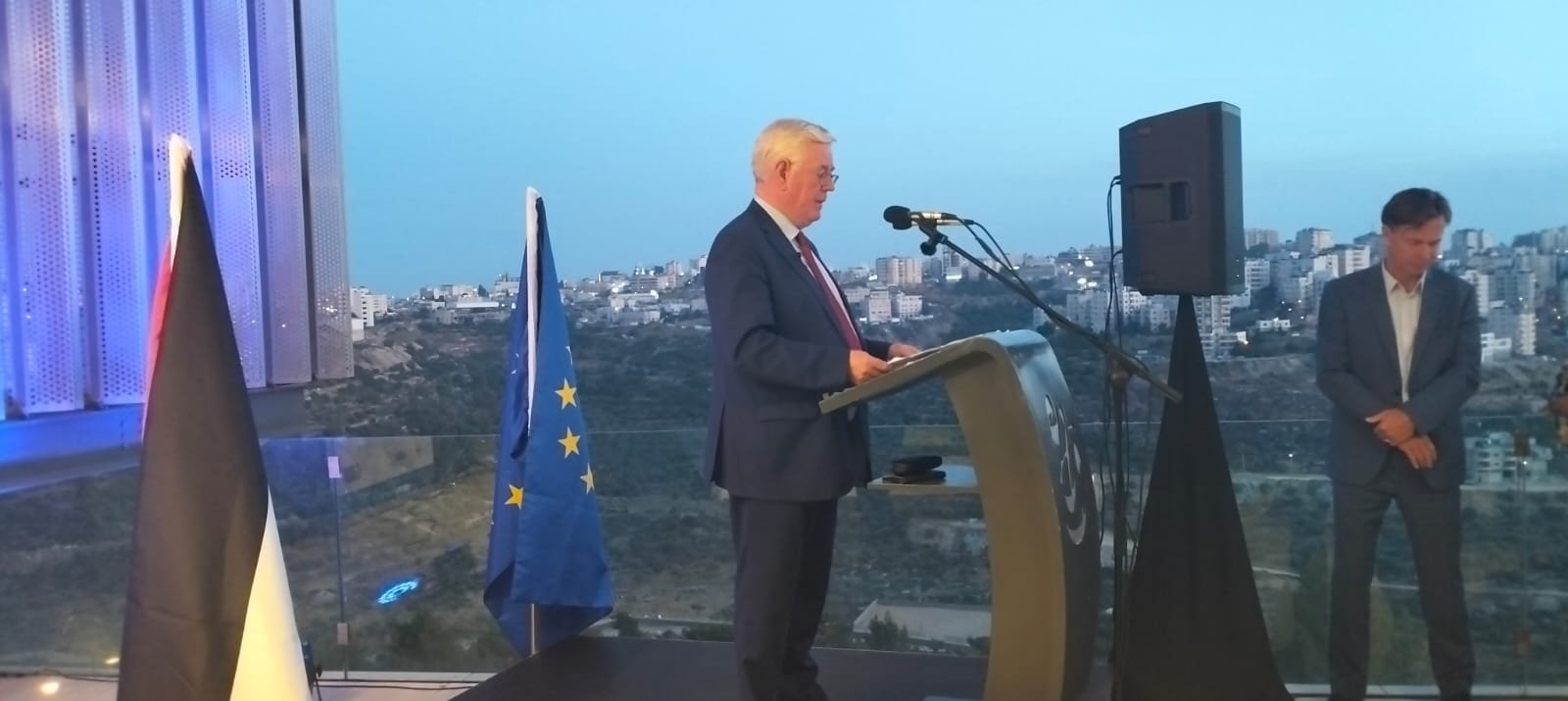 ممثل الاتحاد الأوروبي لحقوق الإنسان يؤكد ضرورة ضمان مساءلة إسرائيل عن انتهاكاتها-6