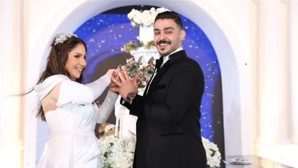 صور: ياسمينا علواني نجمة آراب جوت تالنت تشعل مواقع التواصل الاجتماعي بحفل زفافها-1