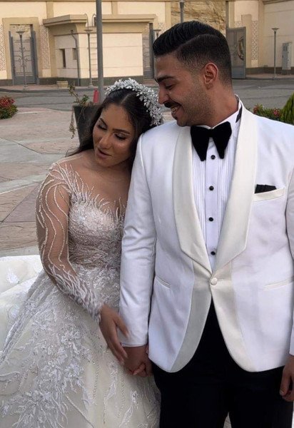 صور: ياسمينا علواني نجمة آراب جوت تالنت تشعل مواقع التواصل الاجتماعي بحفل زفافها-4