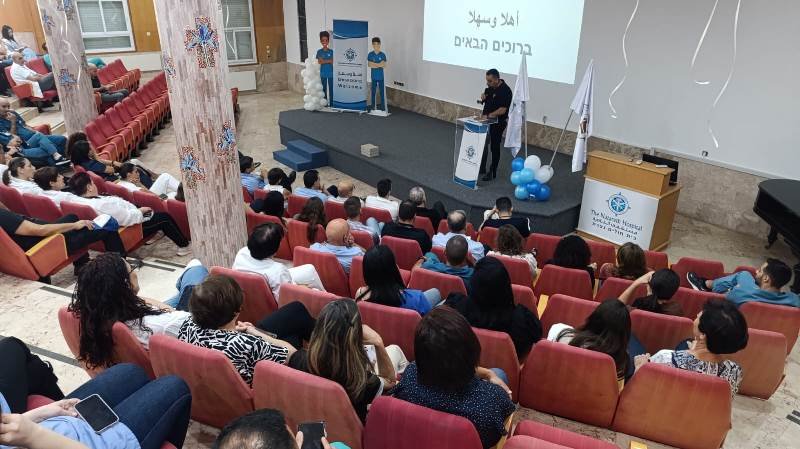 حدث تاريخي في المستشفى الإنجليزي: اتفاقية عمل جماعية الأولى من نوعها في المؤسسات الطبية العربية-0