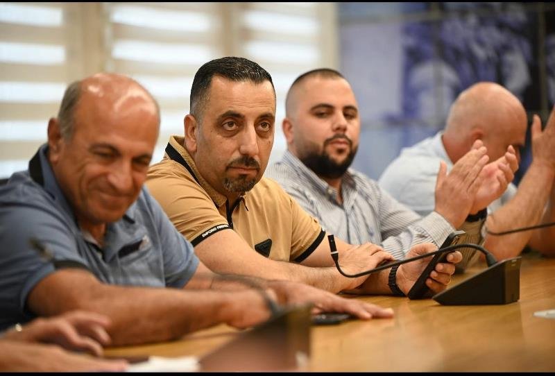 حدث تاريخي في المستشفى الإنجليزي: اتفاقية عمل جماعية الأولى من نوعها في المؤسسات الطبية العربية-6