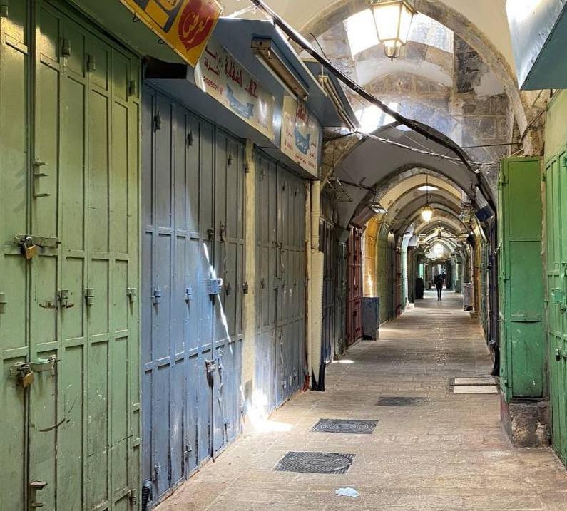 حاتم عبد القادر لـ "بكرا": القدس ثكنة عسكرية والشرطة تمنع مظاهر التضامن مع غزة-1