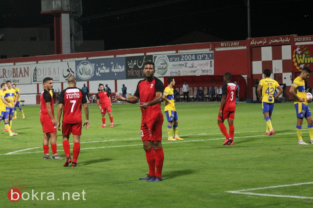 مـ تل ابيب يحقق فوزه الأول على حساب الاتحاد السخنيني (2-1)-8