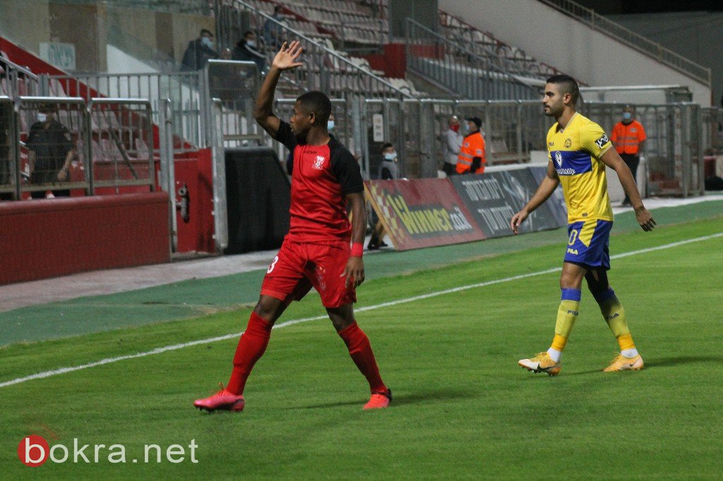 مـ تل ابيب يحقق فوزه الأول على حساب الاتحاد السخنيني (2-1)-30