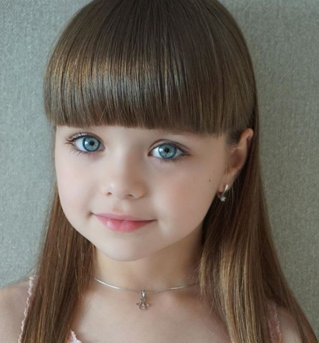 شاهد واحكم.. الروسية “آنا” أجمل طفلة في العالم-8