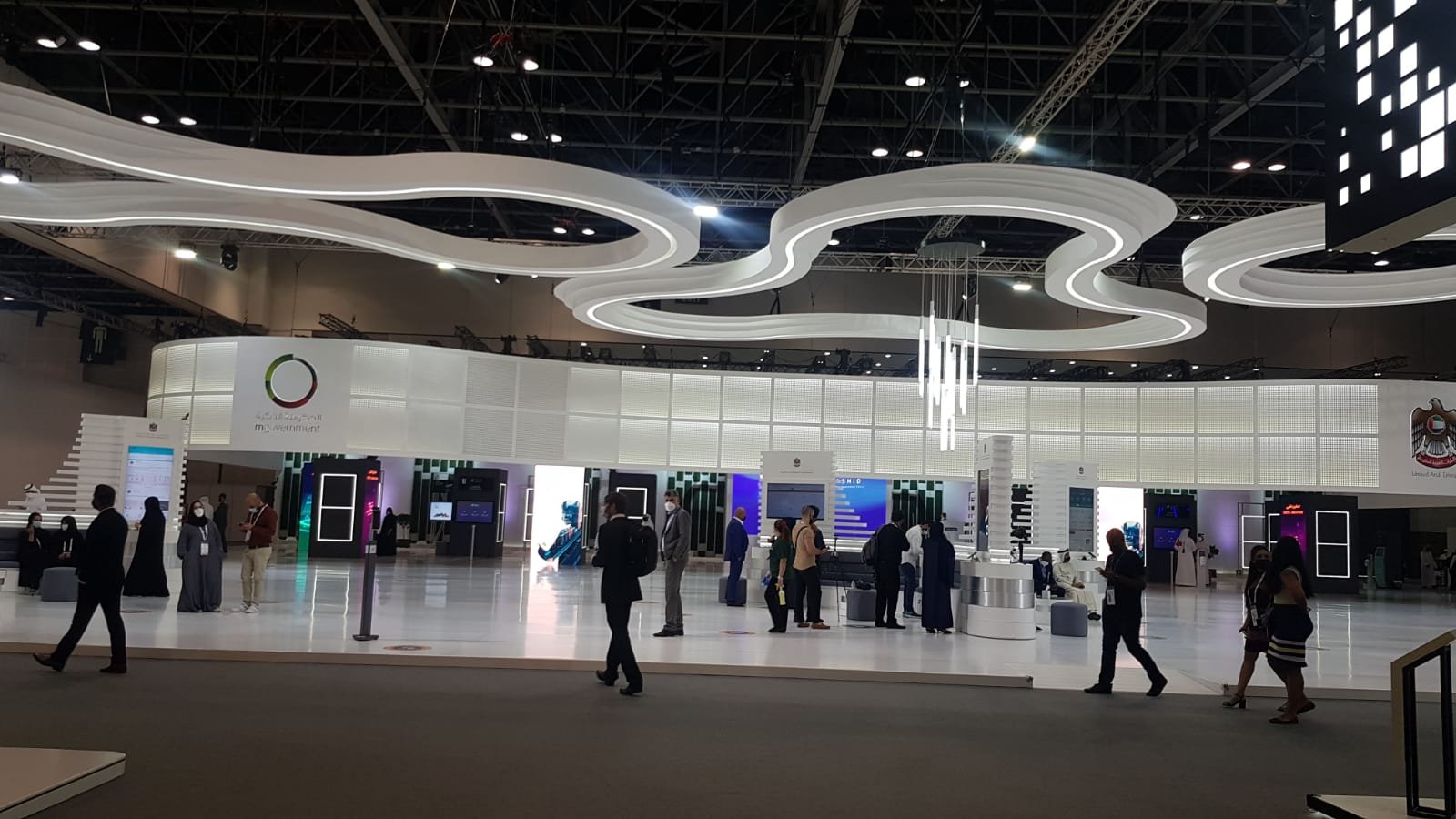 مؤسسة ومديرة "بـُكرا"، غادة زعبي في كلمتها بمؤتمر "GITEX" في دبي: بإمكان الإعلام نقل الشعوب إلى مرحلة أفضل وأكثر وعيًا-3