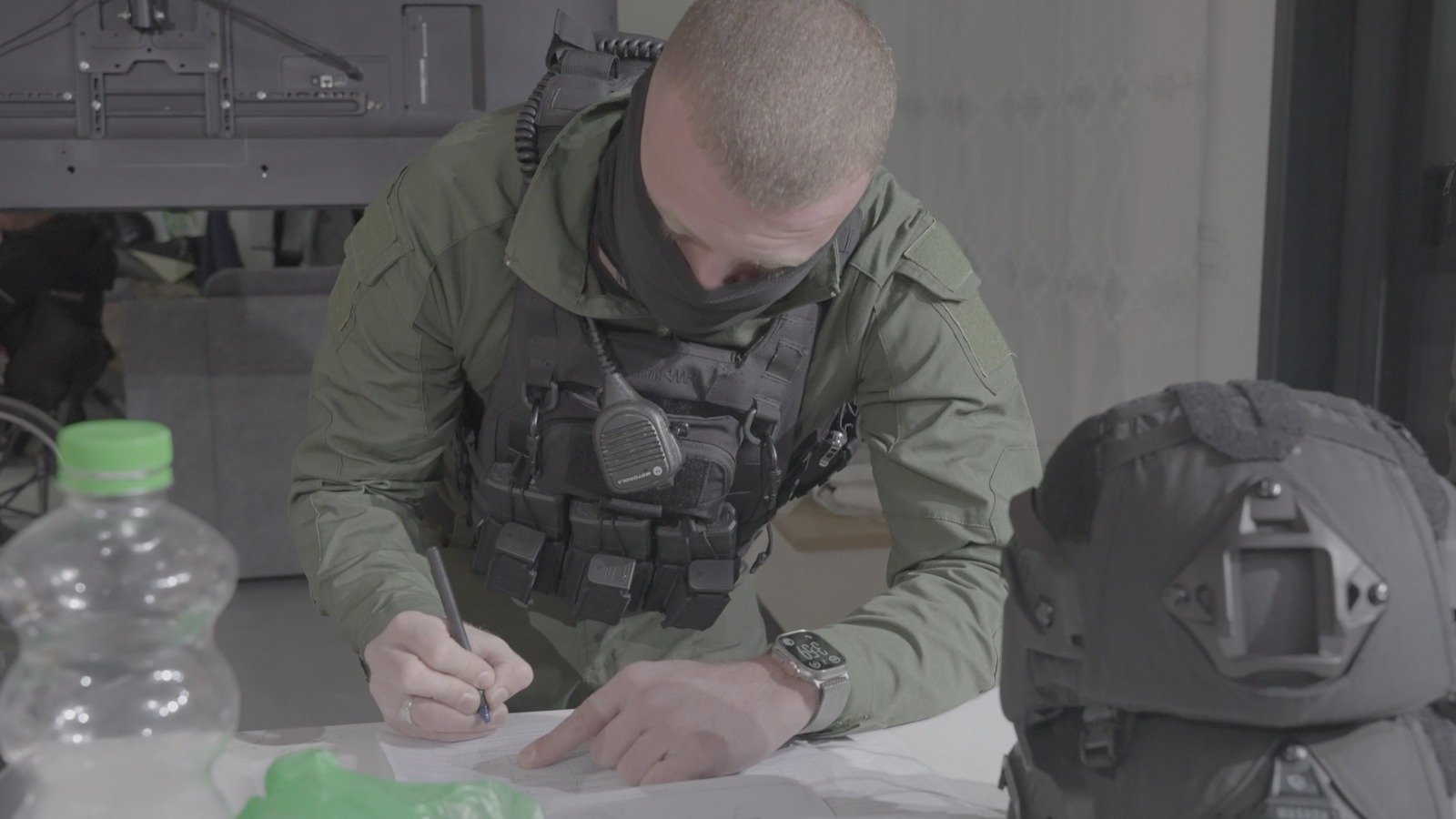 57 صفقة إجرامية و60 مشتبهًا: الشرطة تكشف تفاصيل أخطر عمليات العميل السري، التي حملت اسم عابرة للحدود-4