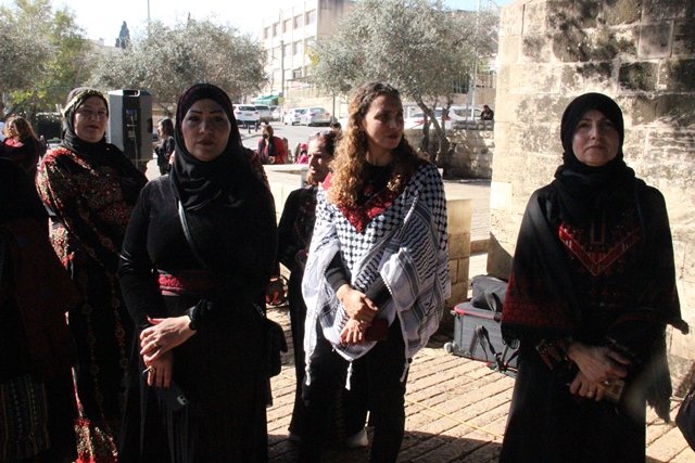 الناصرة: احتفالية الثوب الفلسطيني تحت شعار، " البس زيك مين زيك"‎‎-16