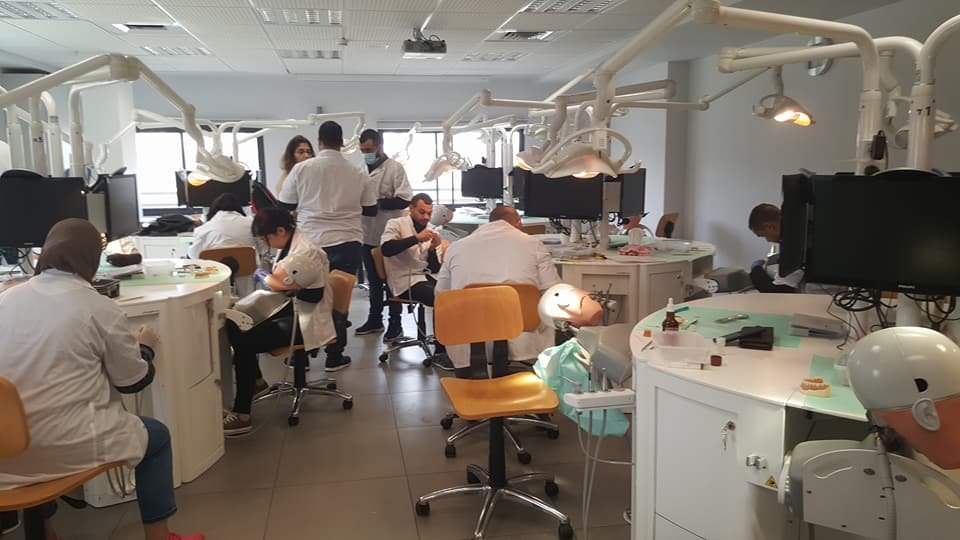  سابقة: 100% من الأطباء الذين شاركوا بدورة جمعية أطباء الأسنان العرب نجحوا بالامتحان الحكومي!-4