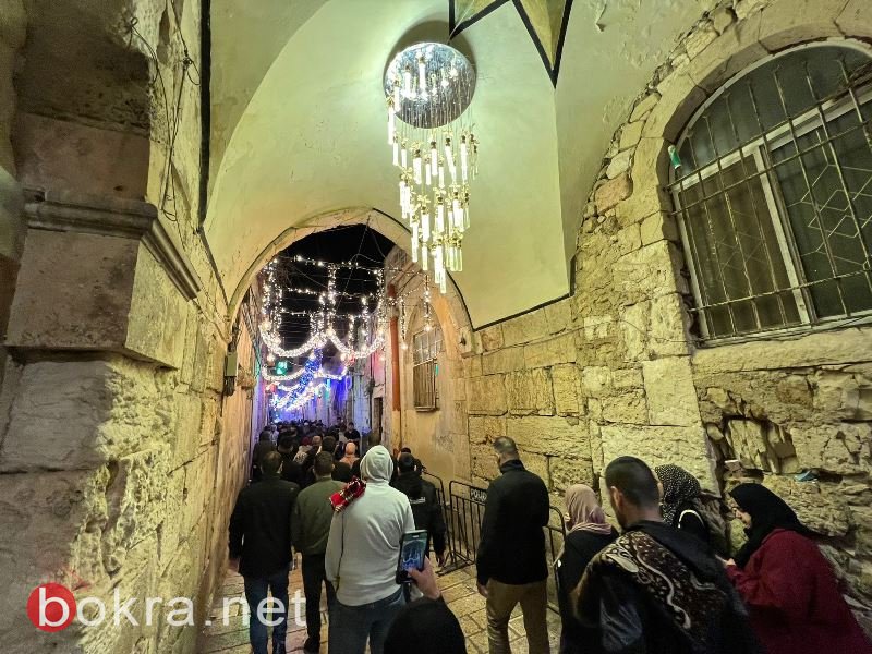 بالصور والفيديو : أجواء رمضانية مميزة داخل البلدة القديمة في القدس-9