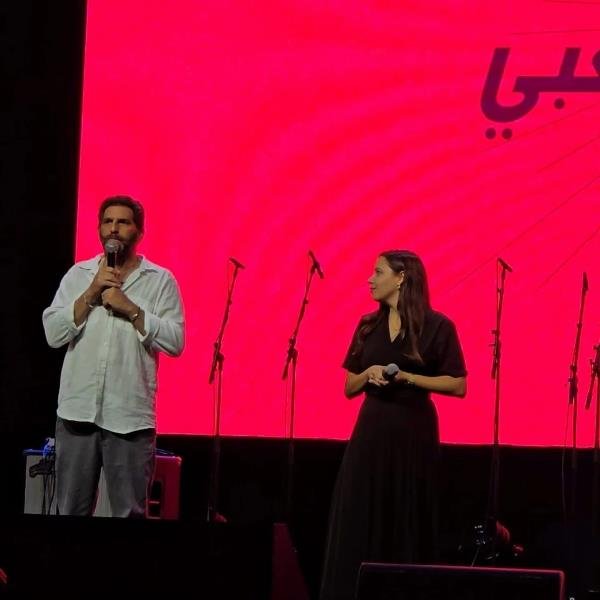 الآلاف يشاركون في المؤتمر الشعبي للسلام بالقدس: "إجا الوقت" لإنهاء الحرب والمضي نحو السلام!-11