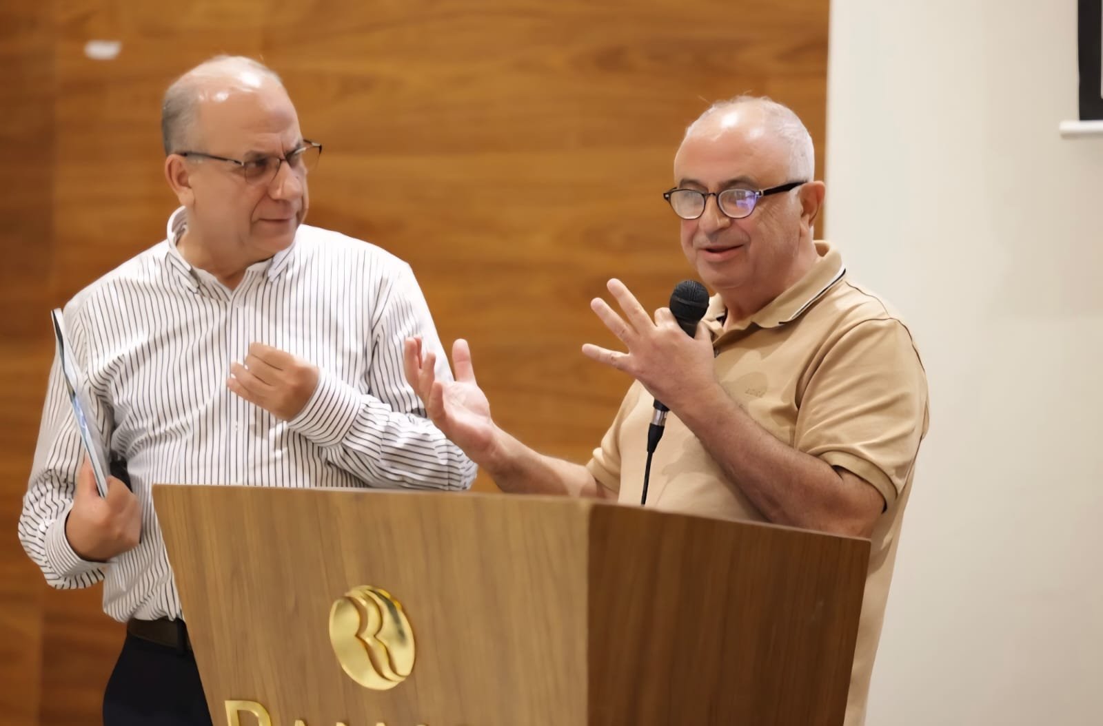 "مفو عمكيم" تجمع رؤساء السلطات المحلية في مؤتمر تخطيط مشترك نحو تنمية متكاملة ومستقبل أفضل-21