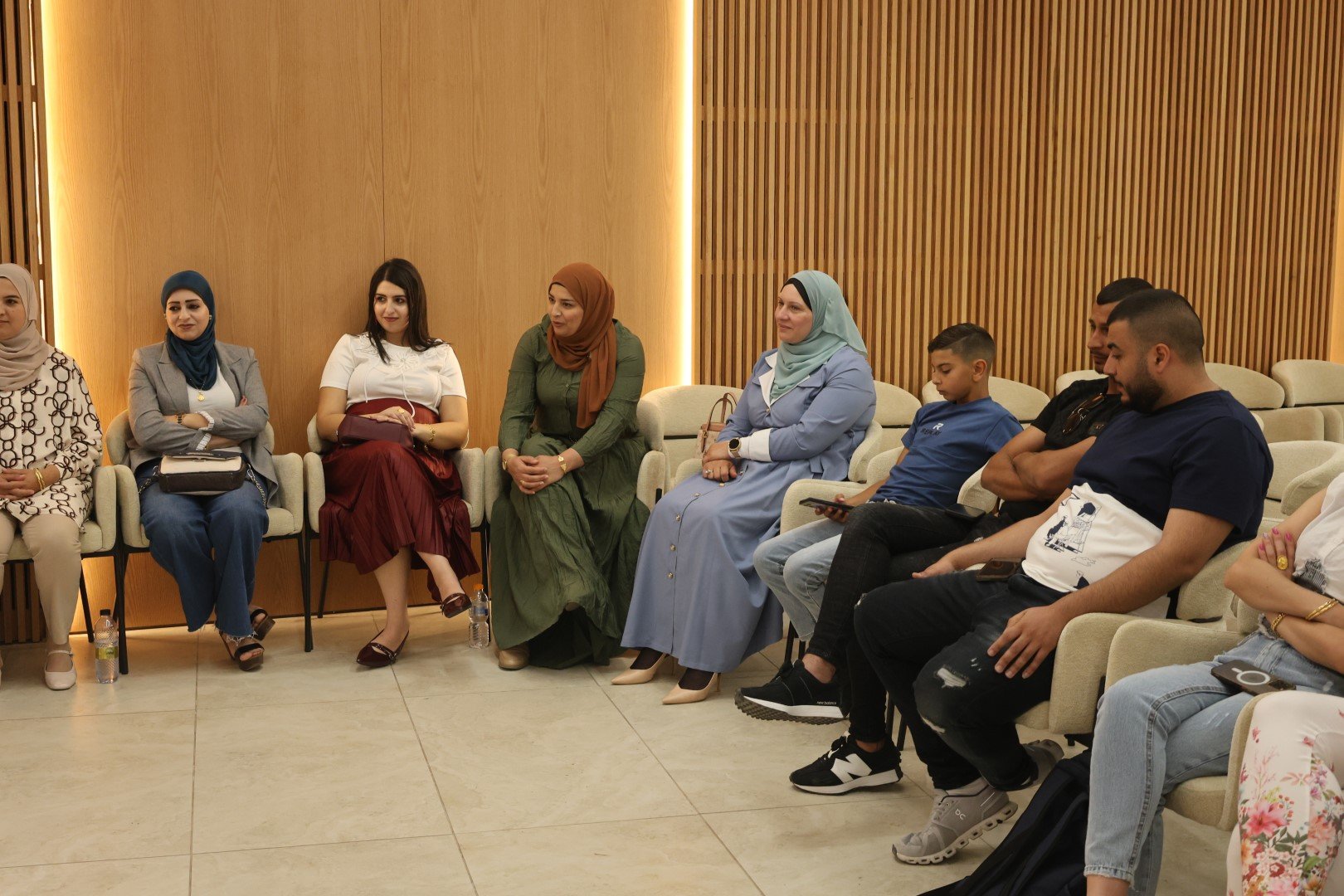سفراء التغيير المجتمعي| كلّية سخنين الأكاديمية تحتفي بتخريج كوكبة جديدة من موجّهي المجموعات-4