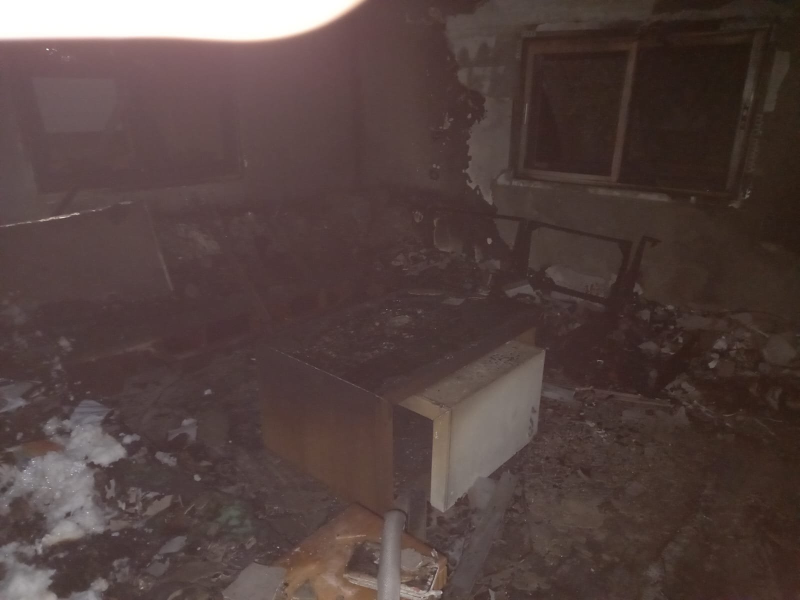 عرعرة: إنقاذ عالقة جراء إندلاع حريق في منزل سكني-3
