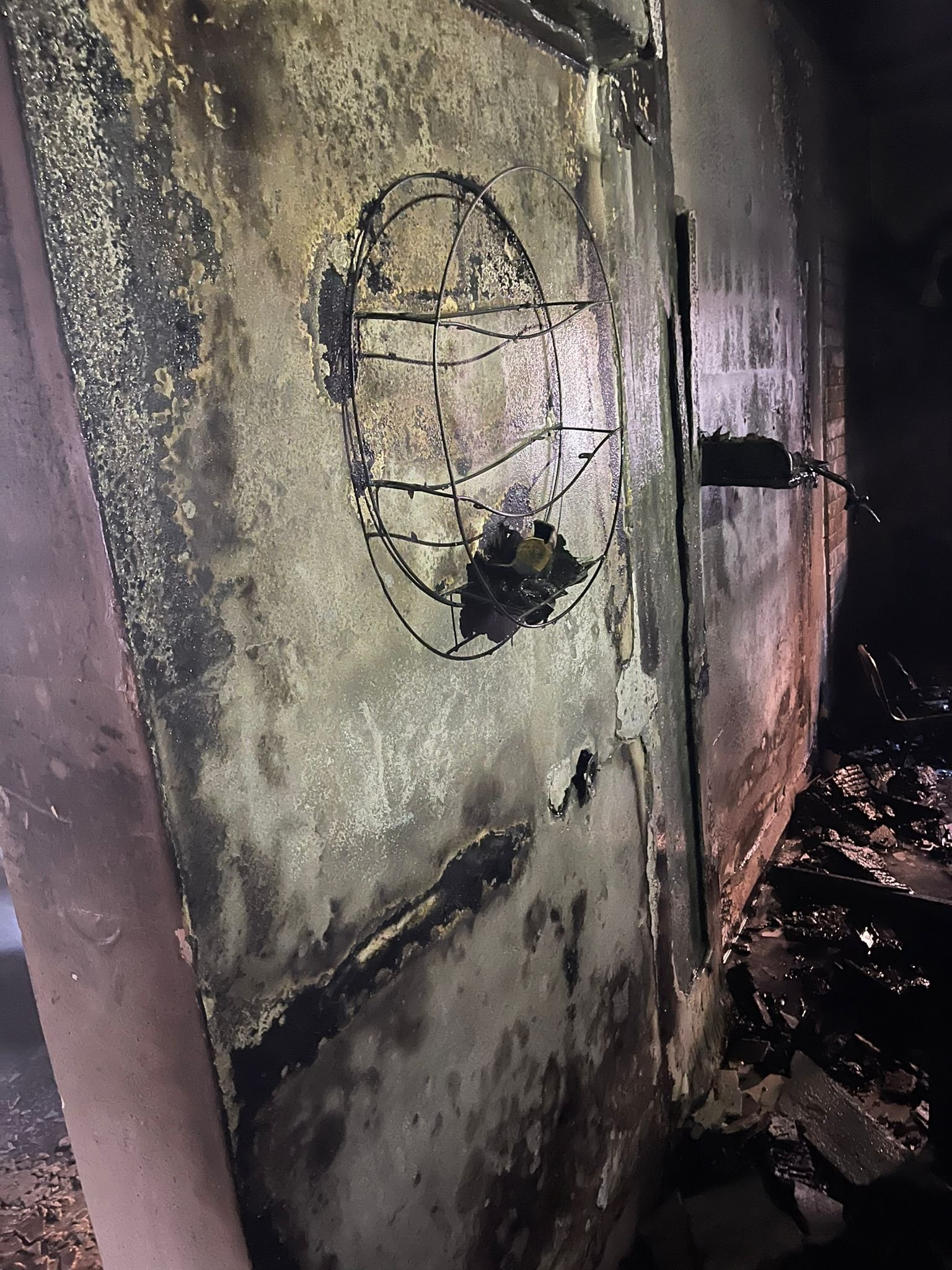 اكسال: اندلاع حريق في منزل يسفرعن 5 اصابات بينهم اصابة خطيرة لسيدة (50 عاما)-0