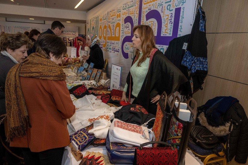 اختتام بازار القدس – تعزيز وصول النساء للسوق-1