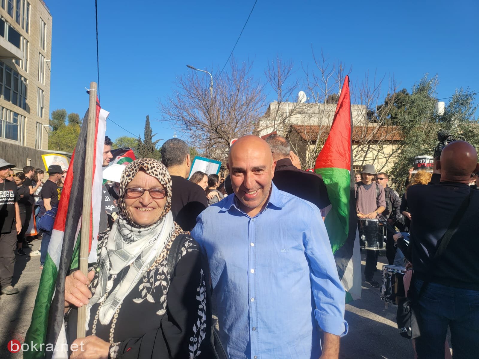 مظاهرة في حي الشيخ جراح تضامنا مع المقدسية فاطمة سالم وعائلتها-0