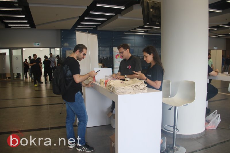 حيفا: مشاركة واسعة لعشّاق الهايتك والمهندسين بمعرض تسوفن التكنولوجي الثالث-25