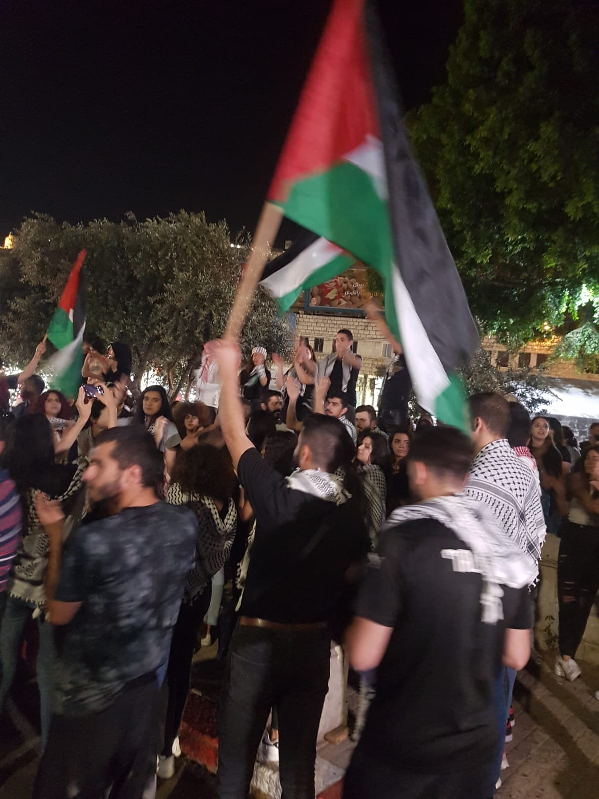 مباشر، بعد 16 معتقلا أمس: مواجهات عنيفة في الناصرة-6