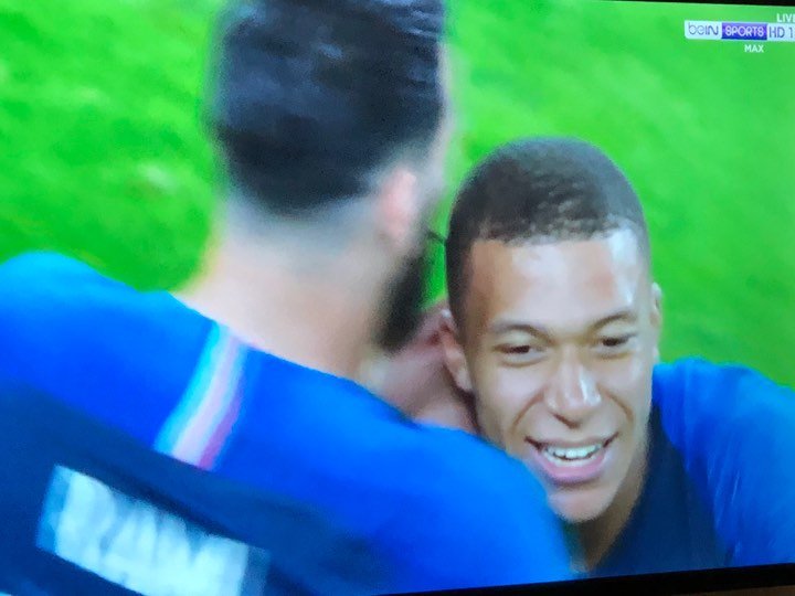 فرنسا تتأهل لنهائي كأس العالم بفوز 1-0 على بلجيكا-2