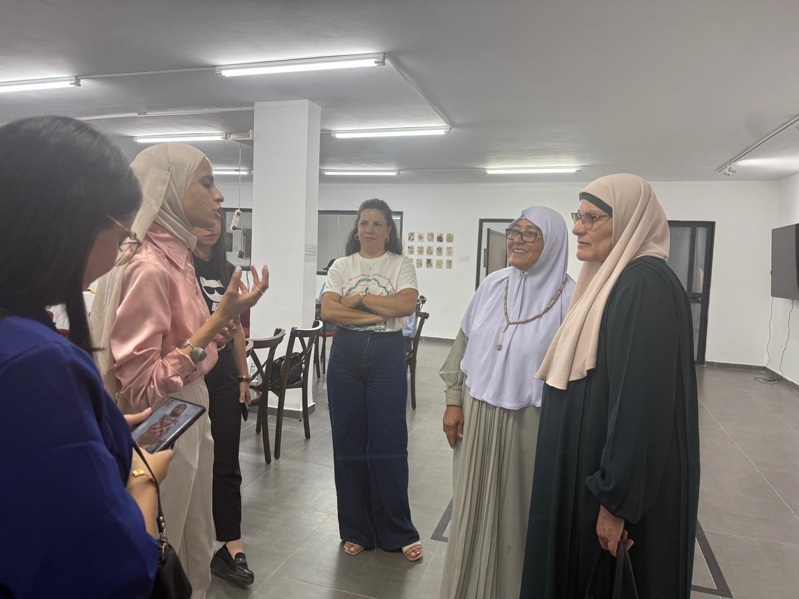 الطيبة تحتضن العرض الأول للفيلم الوثائقي *"أمومة مستعمَرة"-0