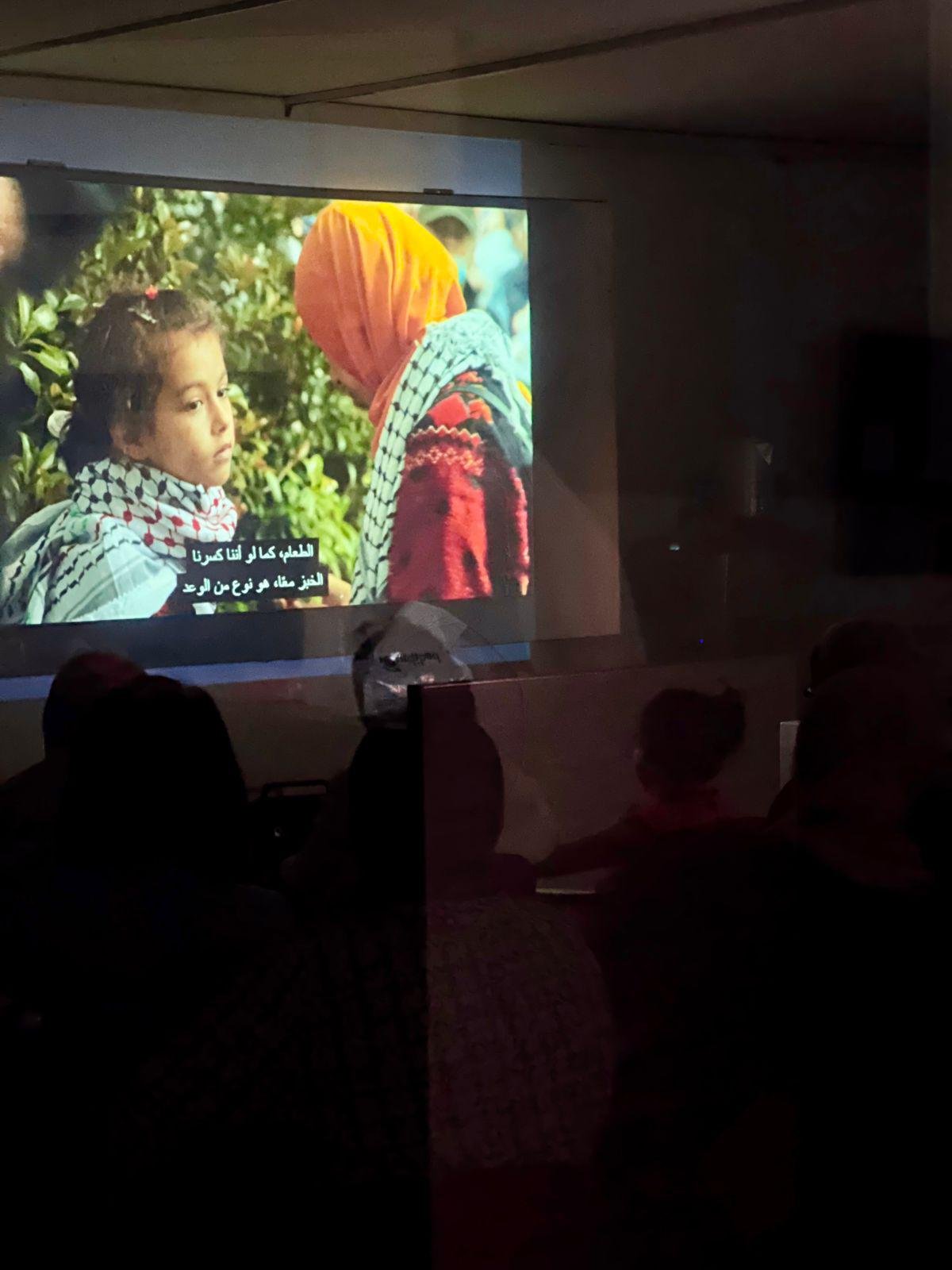الطيبة تحتضن العرض الأول للفيلم الوثائقي *"أمومة مستعمَرة"-4