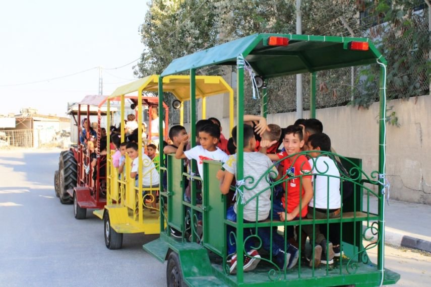 قطار أبو السعيد يرسم البسمة على وجوه أطفال جنين في العيد-2